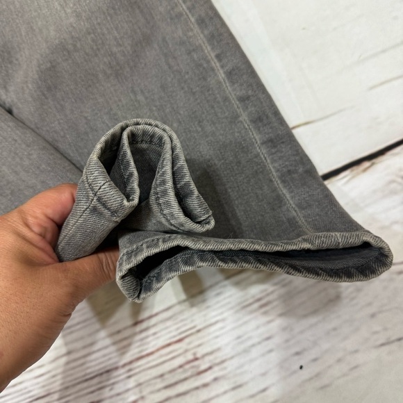EXPRESS TAPERED ANKLE HIGH RISE women’s JEANS in grey size 4R Mom Jeans EUC - Picture 13 of 14